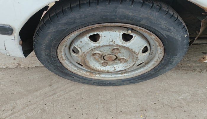 2010 Maruti Wagon R LXI MINOR, Petrol, Manual, 2,04,764 km, tyre