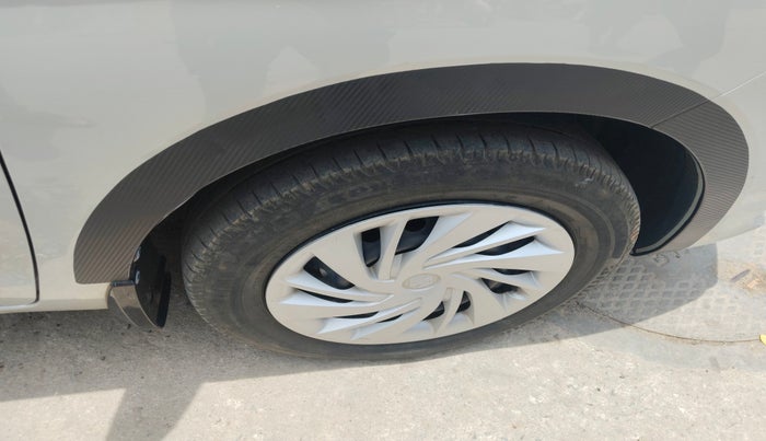 2020 Maruti Ertiga VXI SHVS, Petrol, Manual, 46,560 km, tyre