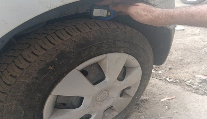 2010 Maruti A Star VXI, Petrol, Manual, 42,395 km, tyre