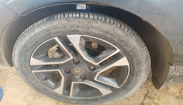 2021 Tata Tiago XZ PLUS PETROL, Petrol, Manual, 14,762 km, tyre