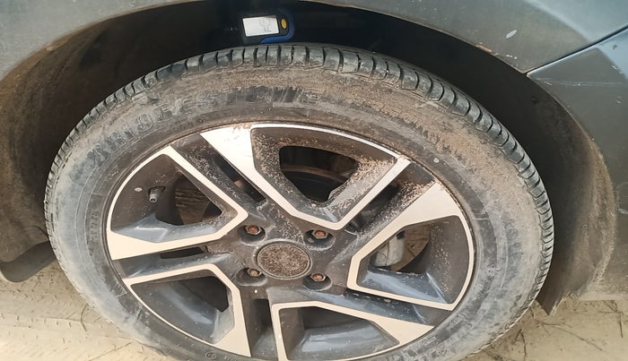 2021 Tata Tiago XZ PLUS PETROL, Petrol, Manual, 14,762 km, tyre