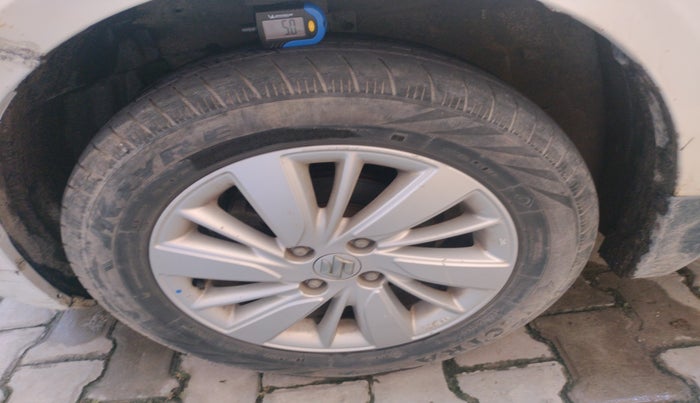 2016 Maruti Swift ZDI, Diesel, Manual, 46,767 km, tyre