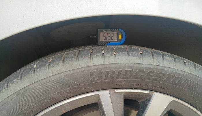 2022 Skoda SLAVIA STYLE 1.0L TSI MT, Petrol, Manual, 75,700 km, tyre