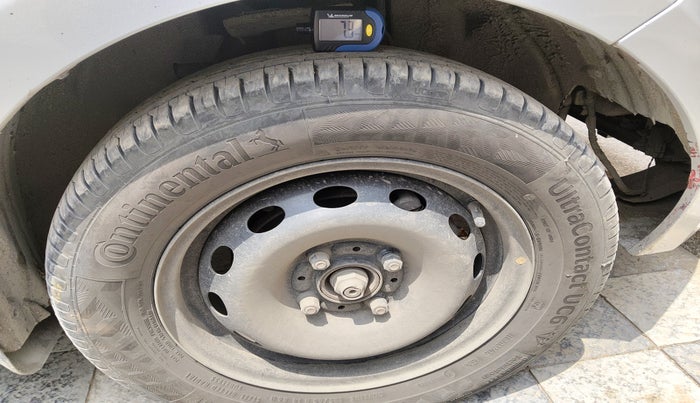 2019 Tata Tiago XZ PETROL, Petrol, Manual, 1,06,185 km, tyre