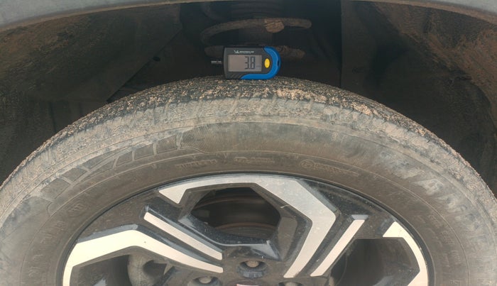 2023 Maruti BREZZA ZXI + SMART HYBRID, Petrol, Manual, 47,778 km, tyre