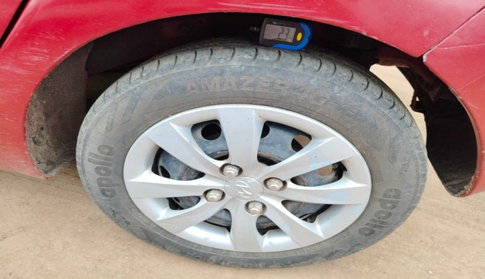 2012 Hyundai Eon MAGNA +, Petrol, Manual, 60,736 km, tyre