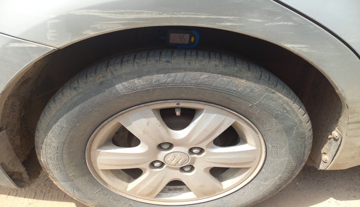 2012 Maruti Swift Dzire VXI, Petrol, Manual, 1,16,815 km, tyre