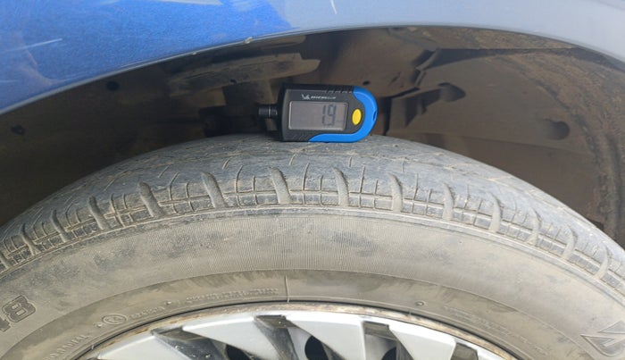 2018 Maruti Swift Dzire TOUR S DIESEL, Diesel, Manual, 1,41,922 km, tyre