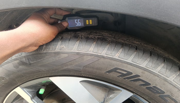 2022 KIA SONET HTX ANNIVERSARY EDITION 1.5 AT, Diesel, Automatic, 65,300 km, tyre