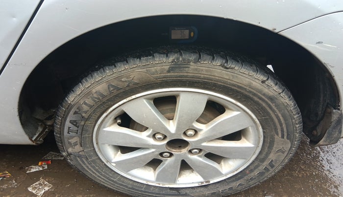 2015 Hyundai Xcent S (O) 1.2, Petrol, Manual, 71,115 km, tyre