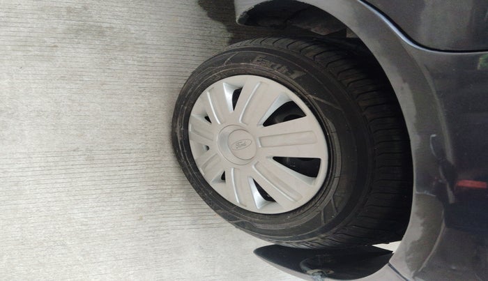 2010 Ford Figo EXI 1.2 PETROL, Petrol, Manual, 1,54,536 km, tyre