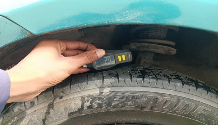 2012 Maruti Swift Dzire VXI, Petrol, Manual, 1,33,540 km, tyre
