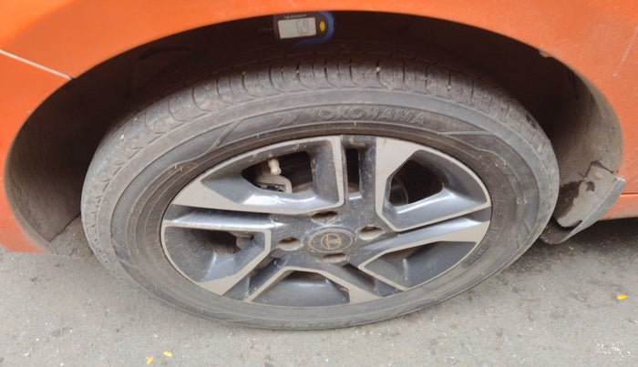 2019 Tata Tiago XZ PLUS DUAL TONE PETROL, Petrol, Manual, 1,01,453 km, tyre