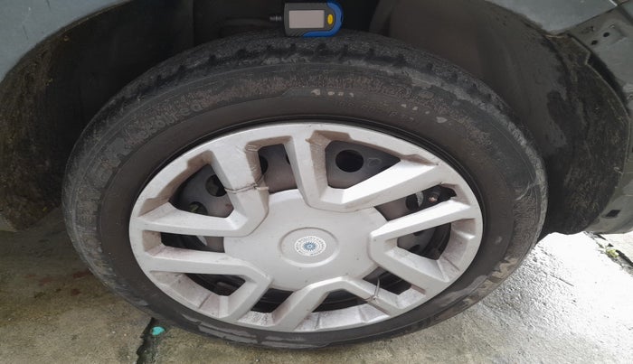 2017 Tata NEXON XT DIESEL, Diesel, Manual, 74,410 km, tyre