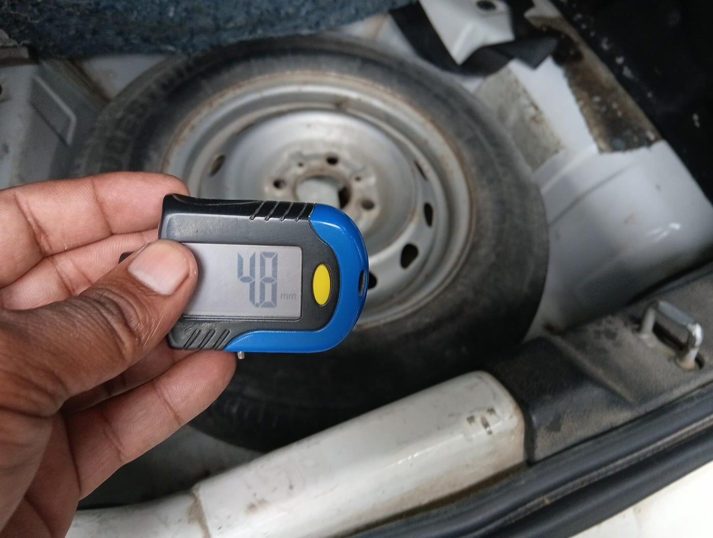 2018 Tata Tiago XZ PETROL, Petrol, Manual, 30,166 km, tyre