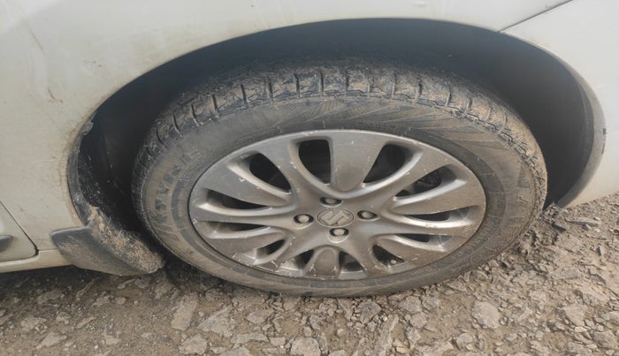 2017 Maruti Baleno ALPHA PETROL 1.2, Petrol, Manual, 96,455 km, tyre