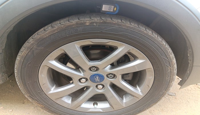 2018 Ford FREESTYLE TITANIUM 1.2 PETROL, Petrol, Manual, 73,199 km, tyre