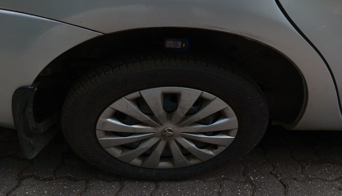 2011 Toyota Etios G, Petrol, Manual, 48,407 km, tyre
