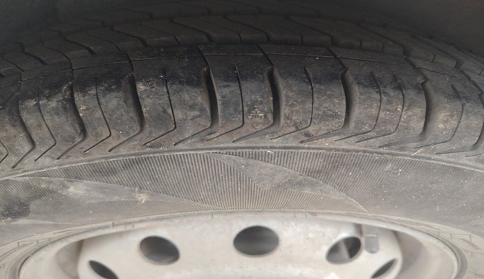 2010 Hyundai i10 ERA 1.1, Petrol, Manual, 52,811 km, tyre