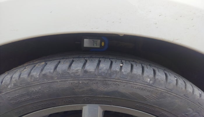 2020 Volkswagen Polo HIGHLINE PLUS 1.0, Petrol, Manual, 72,190 km, tyre