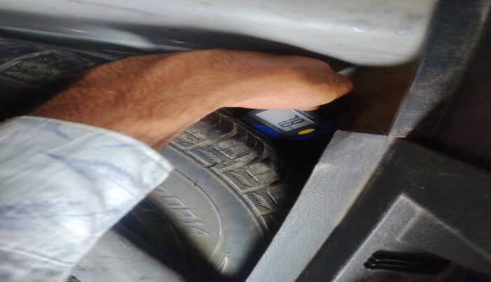 2020 Volkswagen Polo HIGHLINE PLUS 1.0, Petrol, Manual, 72,190 km, tyre