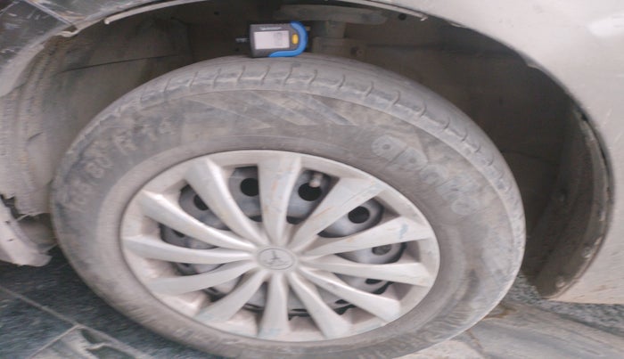 2016 Maruti Swift Dzire VXI, Petrol, Manual, 1,01,898 km, tyre