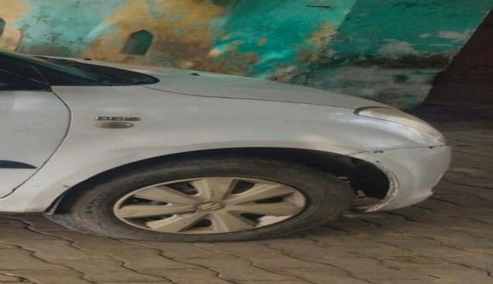 2010 Maruti Swift Dzire VDI, Diesel, Manual, 2,38,036 km, tyre