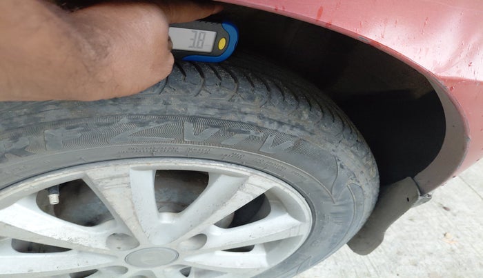 2011 Tata Indica EV2 LX, Diesel, Manual, 82,746 km, tyre