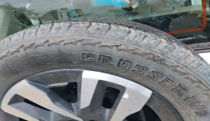 2024 Mahindra Thar Roxx  AX7 L Diesel MT 2WD, Diesel, Manual, 10,626 km, tyre