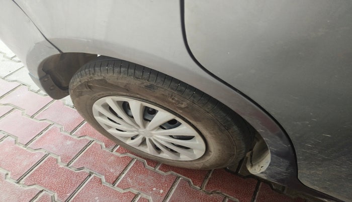 2013 Maruti Swift Dzire VXI, Petrol, Manual, 1,52,729 km, tyre