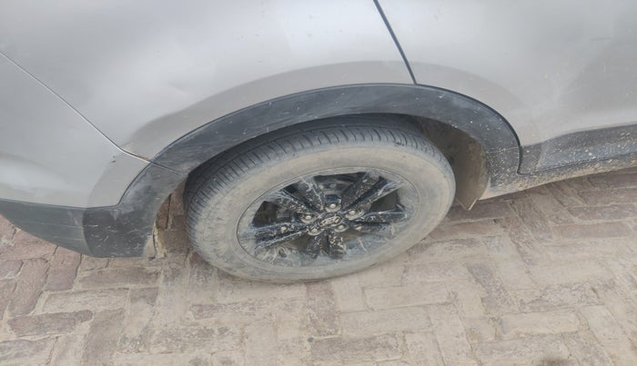 2015 Hyundai Creta SX PLUS AT 1.6 DIESEL, Diesel, Automatic, 1,73,154 km, tyre