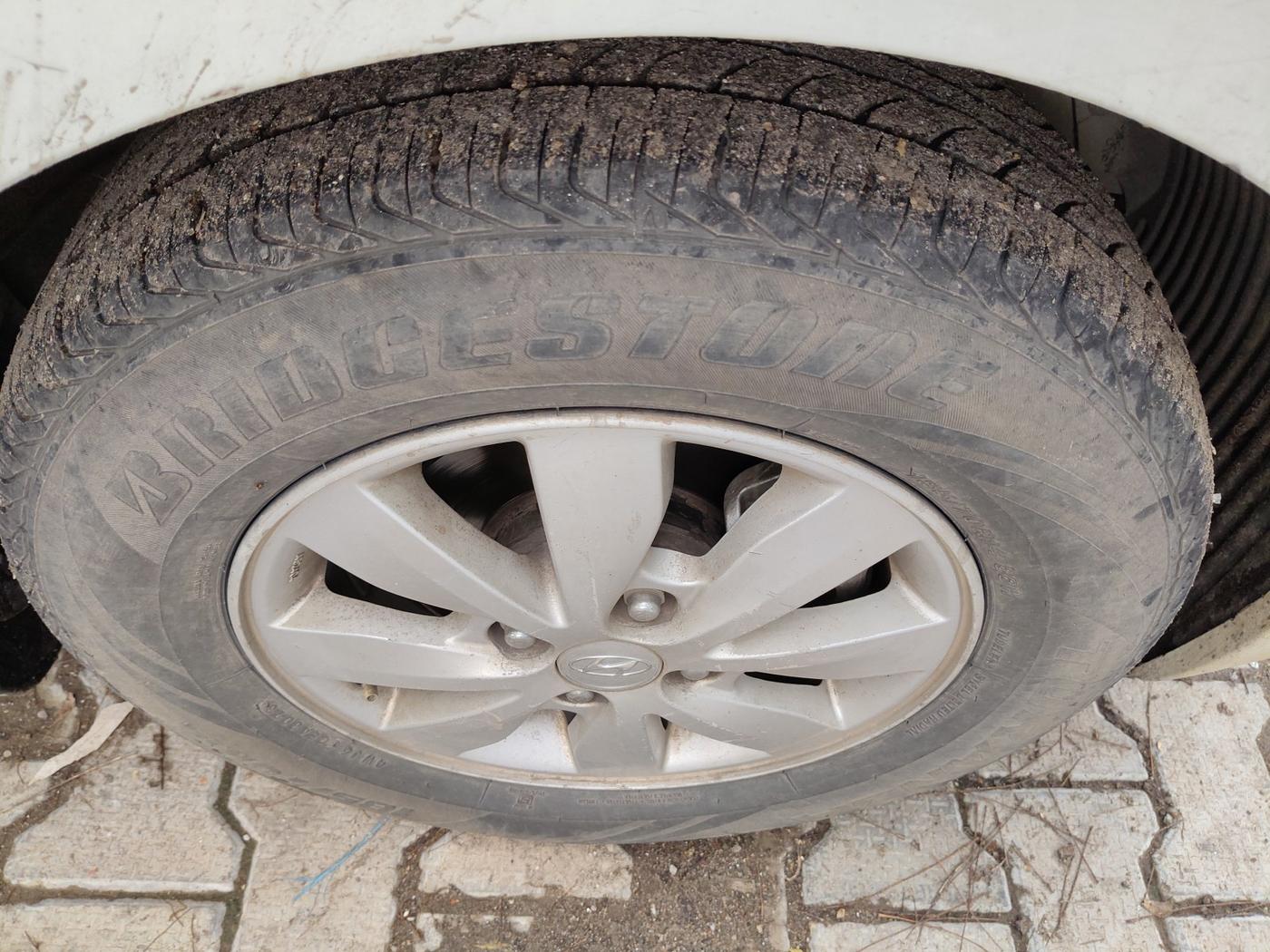 2013 Hyundai i20 SPORTZ 1.4 CRDI, Diesel, Manual, 1,18,556 km, tyre