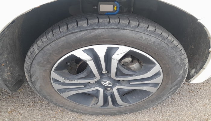 2019 Tata Tiago XZ PETROL, Petrol, Manual, 27,144 km, tyre