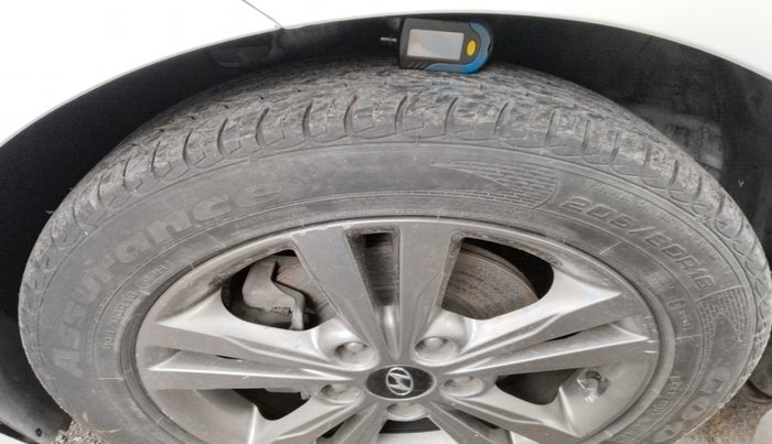 2019 Hyundai New Elantra 2.0 S PETROL, Petrol, Manual, 82,706 km, tyre