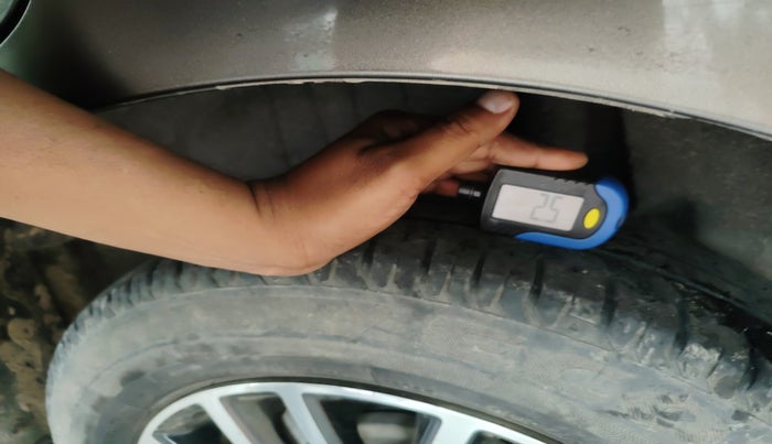 2018 Maruti Dzire ZXI PLUS, Petrol, Manual, 62,000 km, tyre