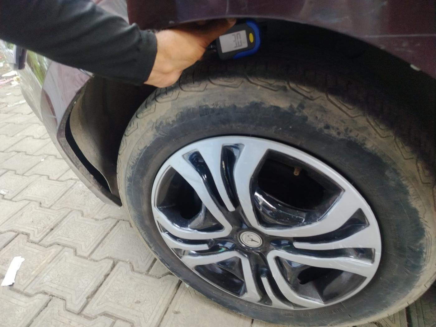 2022 Tata TIGOR XZ PLUS CNG, Petrol, Manual, 49,036 km, tyre