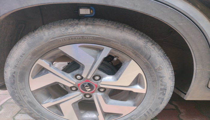 2021 KIA SONET GTX PLUS 1.5, Diesel, Manual, 93,740 km, tyre