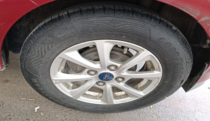 2019 Ford New Figo TITANIUM 1.2 PETROL MT, Petrol, Manual, 82,420 km, tyre
