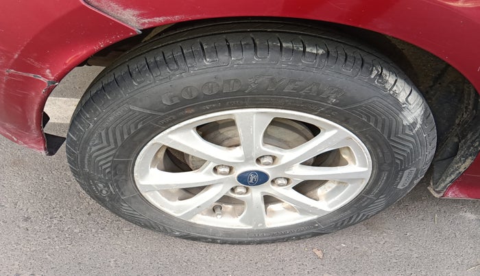 2019 Ford New Figo TITANIUM 1.2 PETROL MT, Petrol, Manual, 82,420 km, tyre