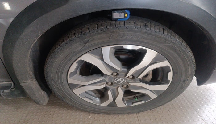 2018 Honda WR-V 1.5L I-DTEC VX MT, Diesel, Manual, 1,66,102 km, tyre