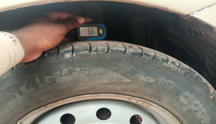 2010 Maruti Swift Dzire LDI, Diesel, Manual, 54,398 km, tyre