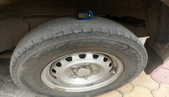 2015 Mahindra Scorpio S2, Diesel, Manual, 2,60,996 km, tyre