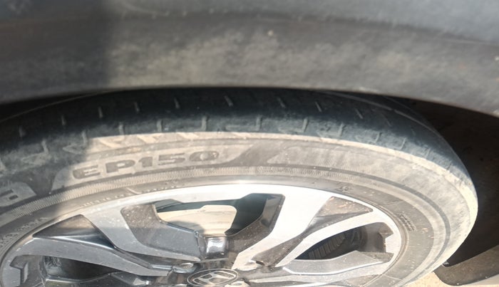 2018 Honda WR-V 1.2L I-VTEC VX MT, Petrol, Manual, 53,245 km, tyre