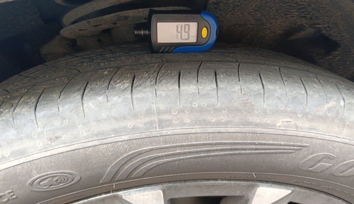 2023 Mahindra XUV700 AX 7 LUXURY P AT 7 STR, Petrol, Automatic, 16,671 km, tyre