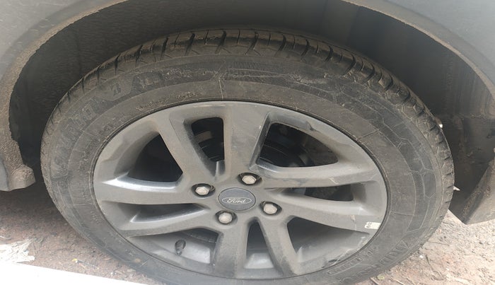 2021 Ford FREESTYLE TITANIUM 1.2 PETROL, Petrol, Manual, 49,926 km, tyre
