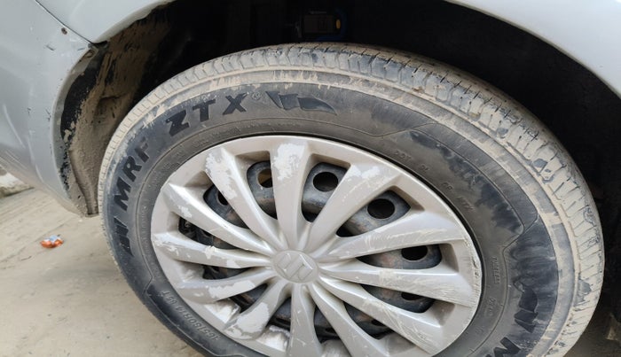 2015 Maruti Swift Dzire VDI, Diesel, Manual, 55,446 km, tyre