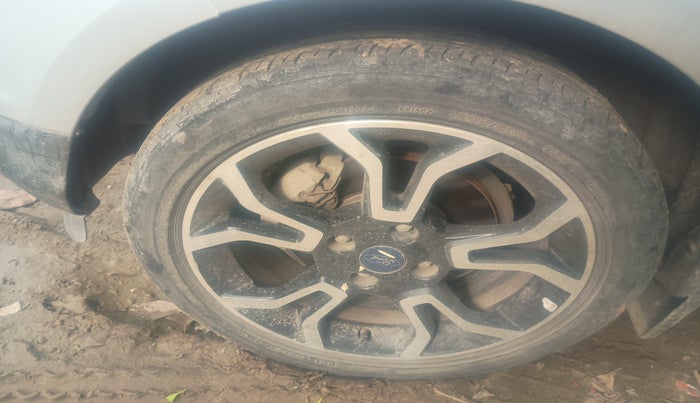 2019 Ford Ecosport TITANIUM 1.5L SIGNATURE EDITION (SUNROOF) PETROL, Petrol, Manual, 74,543 km, tyre