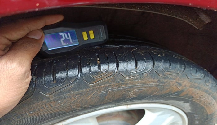 2010 Hyundai i20 SPORTZ 1.2, Petrol, Manual, 10,10,197 km, tyre