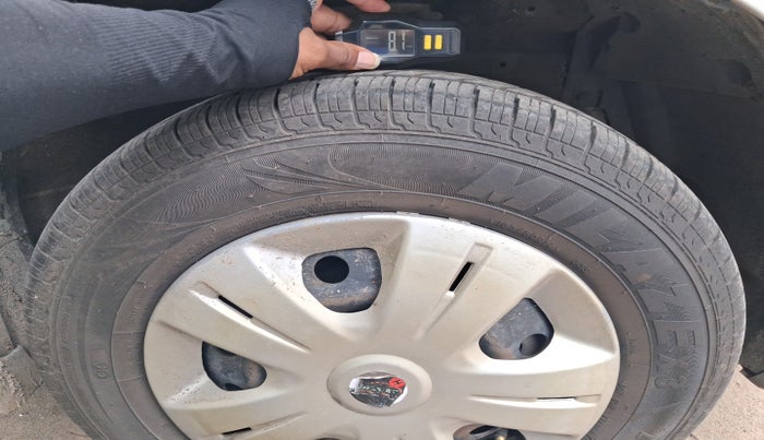 2014 Maruti Swift VXI, Petrol, Manual, 81,061 km, tyre