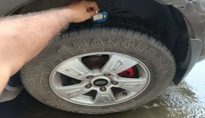 2012 Mahindra XUV500 W8, Diesel, Manual, 1,04,462 km, tyre